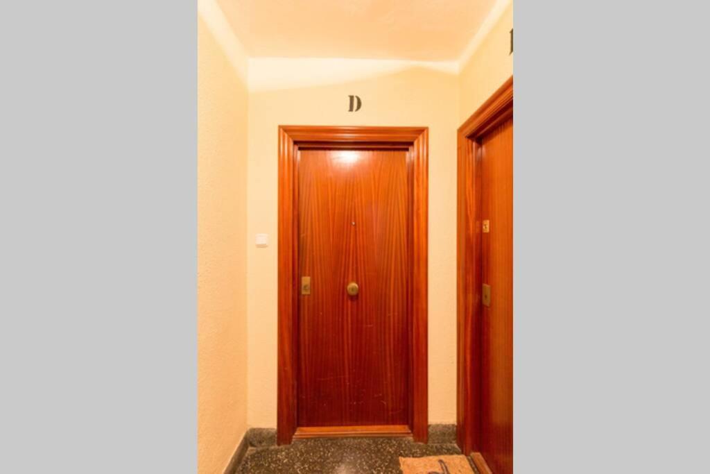 Town Hall Apartament *